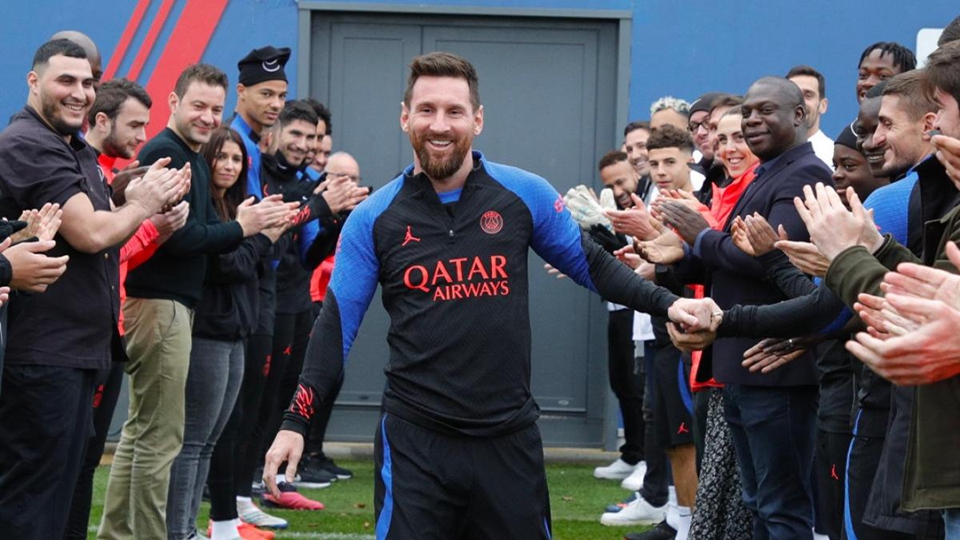 Lionel Messi Receives Team Welcome Back at PSG